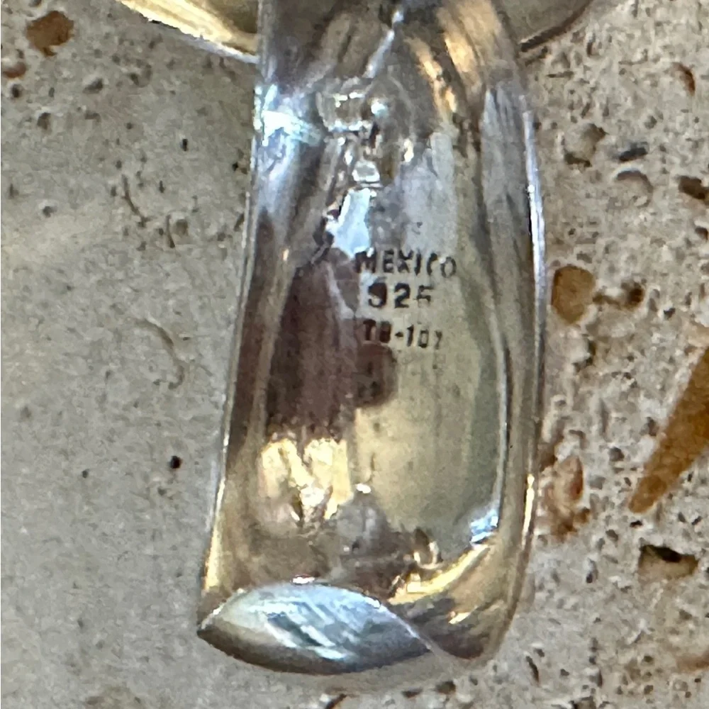 Vintage Heavy Mexico 925 Sterling Silver Earrings Boho 1.5” - Picture 7 of 12